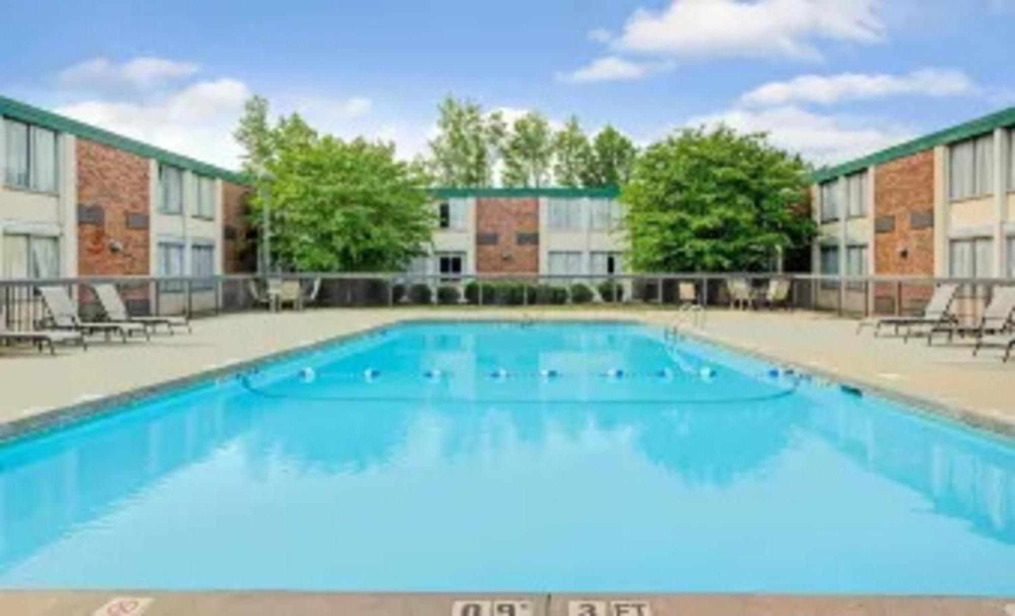 6 Rock Hill, Sc Cherry Road 4*